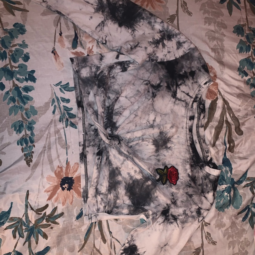 Cropped long sleeve